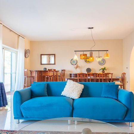 Villa Palma - Sunset Sea Views With Pool, Jacuzzi, Sauna And Games Room 멜리에하 외부 사진
