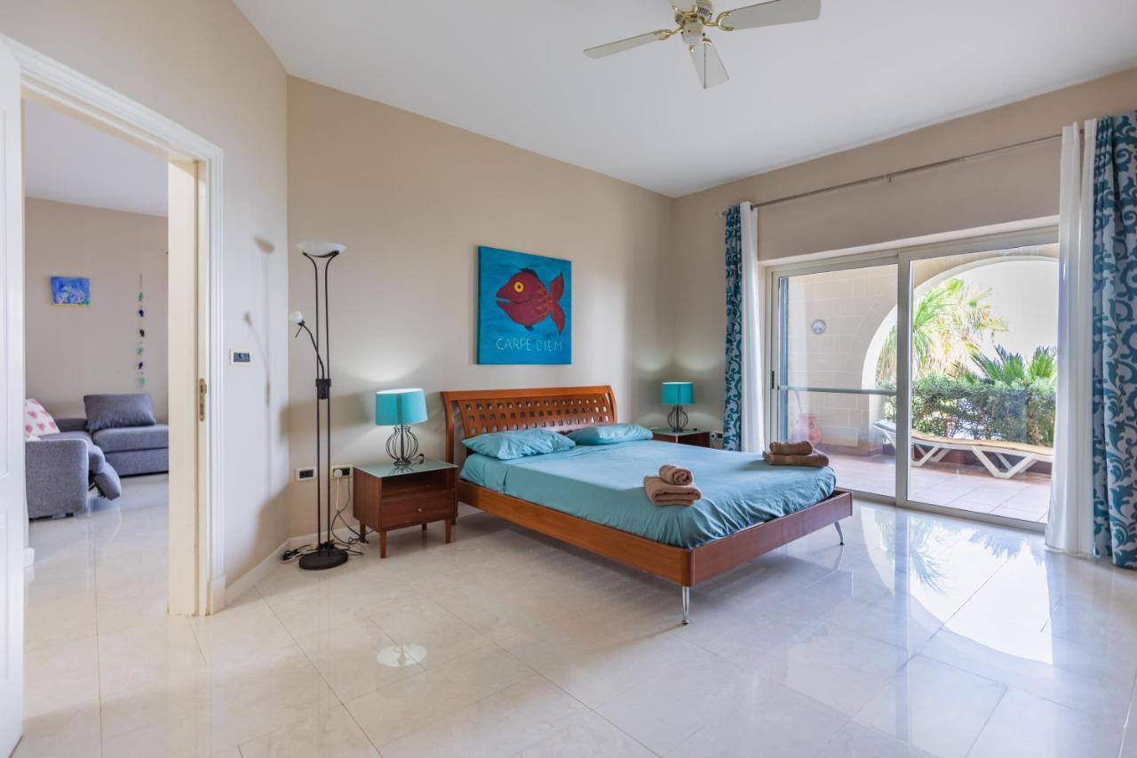 Villa Palma - Sunset Sea Views With Pool, Jacuzzi, Sauna And Games Room 멜리에하 외부 사진